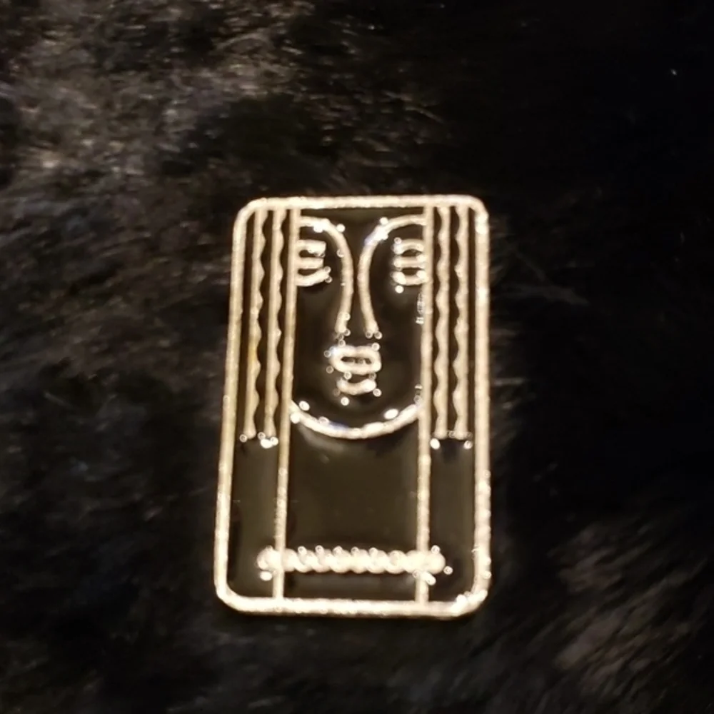 Vtg RITZ‎ Pewter Black Silver Enamel Woman Brooch/Pendant